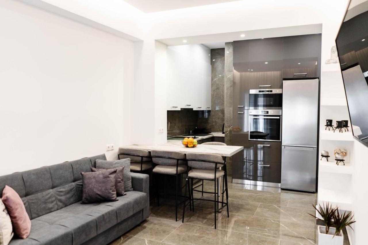 Larissa Railway &Metro Station Apartment Athens Exterior photo